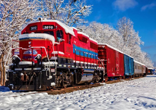 BLUEBIRD, BLUEBIRD-PUZZLE-70282, 3663384702822, PUZZLE MEZZI DI TRASPORTO BLUEBIRD TRENI RED TRAIN IN THE SNOW 1500 PZ