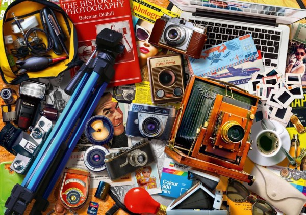 BLUEBIRD, BLUEBIRD-PUZZLE-70240-P, 3663384702402, PUZZLE OGGETTI BLUEBIRD FOTOCAMERE RETRO CAMERA TABLETOP 1000 PZ