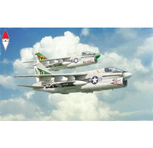 , , , ITALERI 1/72 A-7E CORSAIR II