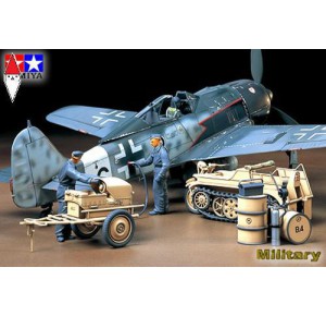 , , , TAMIYA 1/48 GERMAN AIRCRAFT POWER SUPPLY UNIT AND KETTENKRAFTRAD