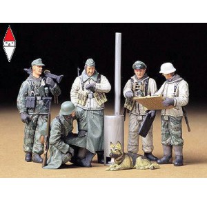 , , , TAMIYA 1/35 GERMAN SOLDIERS AT FIELD BRIEFING