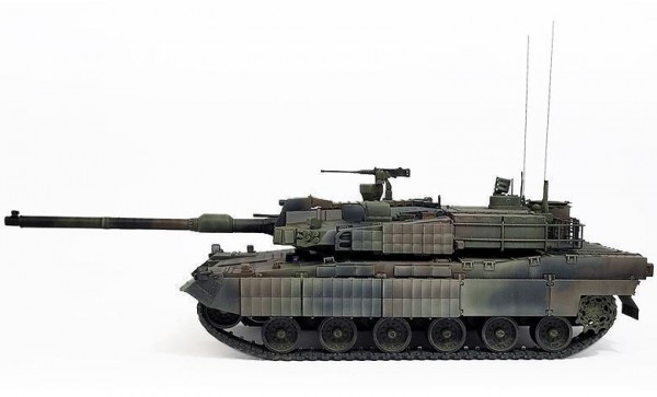 ACADEMY 13560